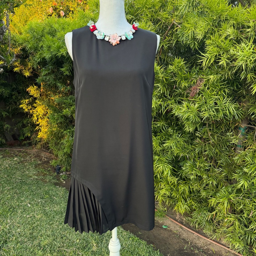 The‎ Moon Black Sleeveless Embellished Neckline Pleated Hem Dress Size L